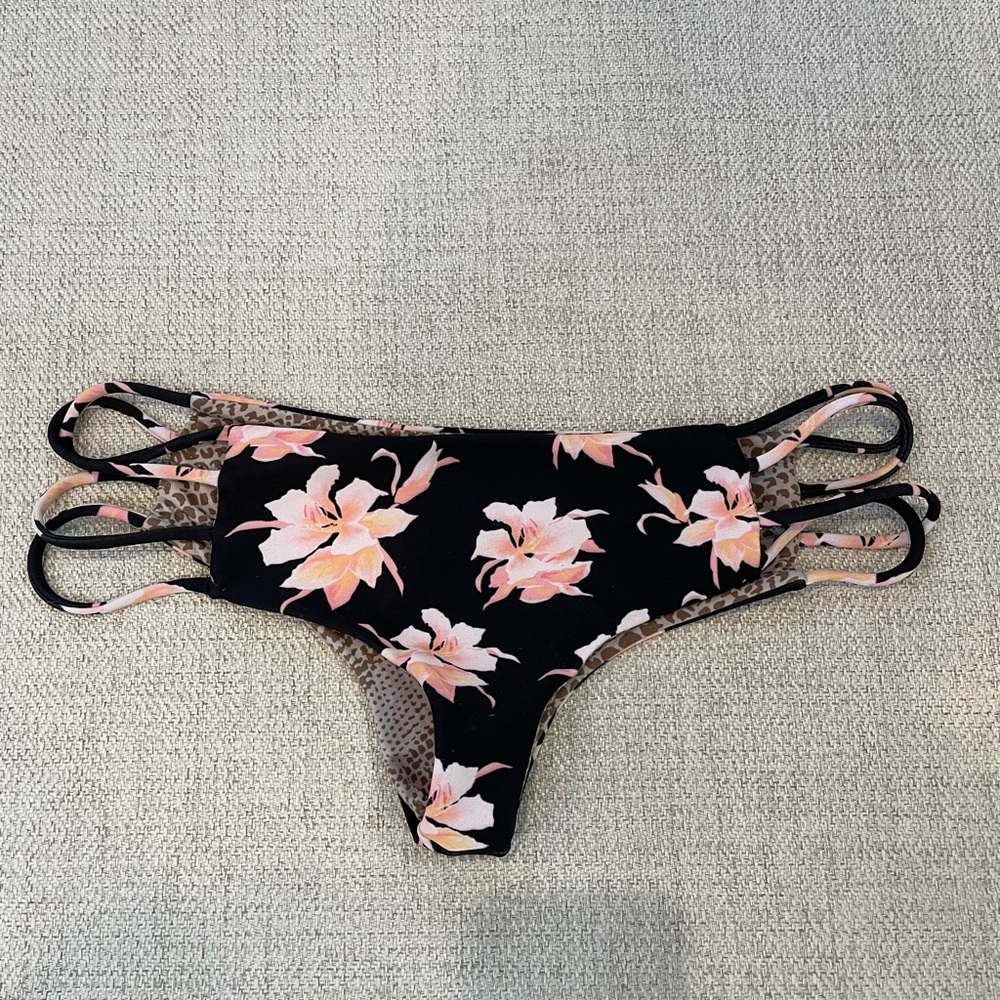 Acacia Swimwear Cheeky Bikini Bottom in Vintage Aloha